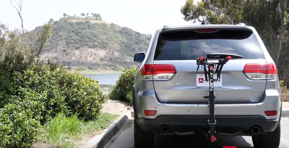 DELUXE LOCKING HITCH RACK INSTALLATION